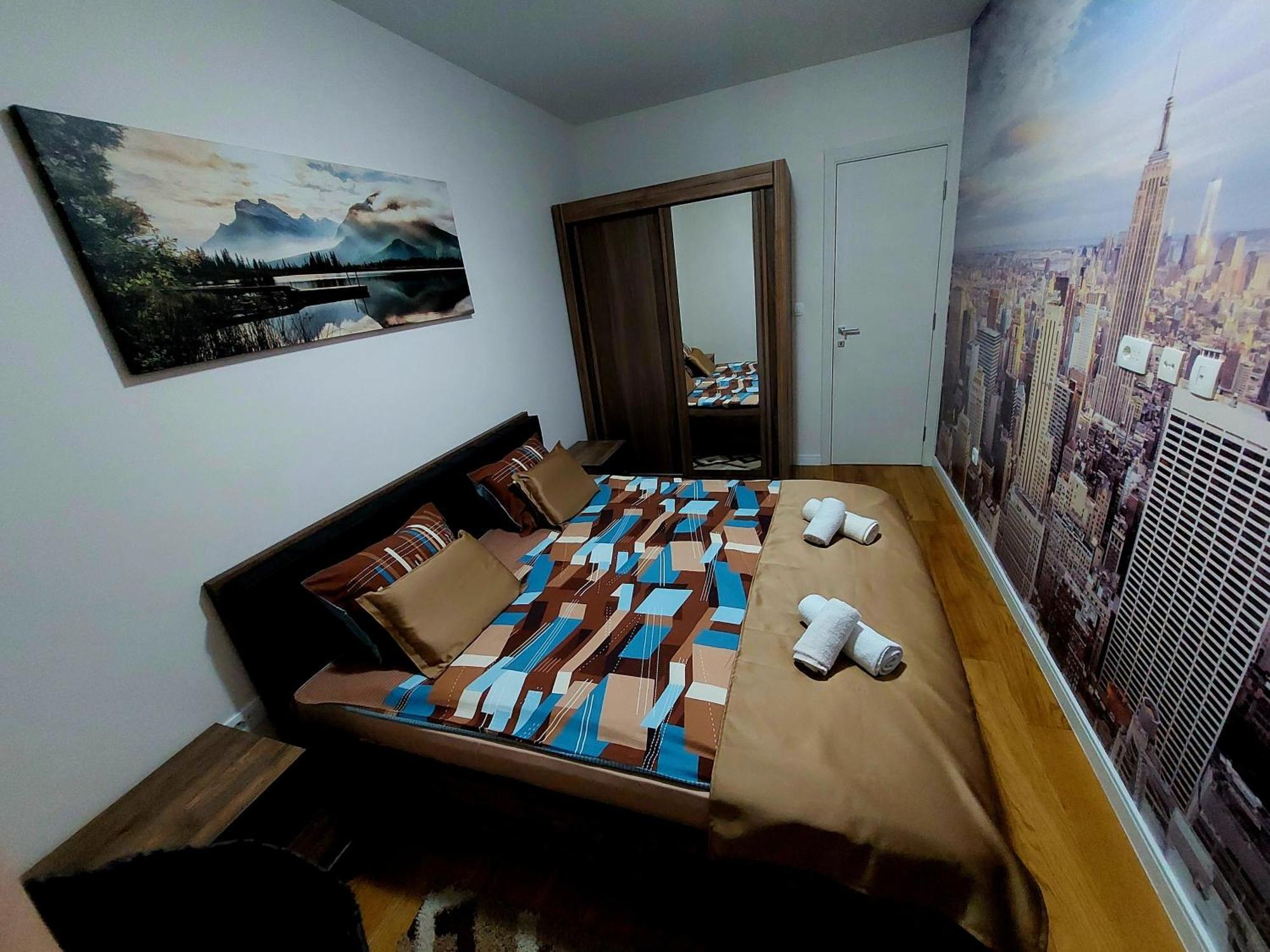 New York - Central Point Podgorica Habitación foto